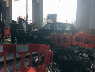 Βρετανία: Ταξί έπεσε πάνω σε πλήθος στο Κόβεντ Γκάρντεν του Λονδίνου (φωτό, βίντεο)